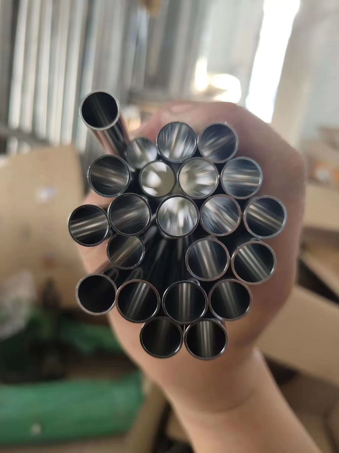 304不銹鋼管需求恢復(fù)緩慢，料今跌幅收窄，部分品種或止跌趨穩(wěn)